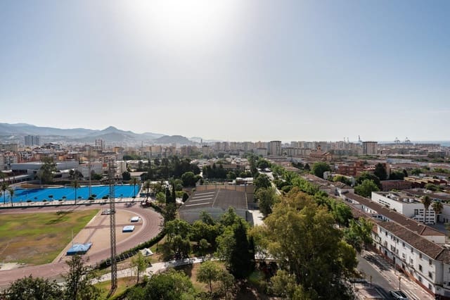 Ático de 1 habitación en Portada Alta, Málaga ciudad en venta con piscina - 280.000 € (Ref: 9950010)