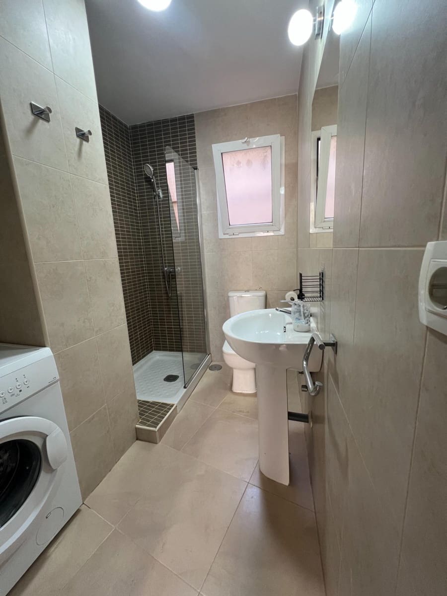 Asunto vuokrattavana paikassa Malaga kaupunki - 900 € (Ref: 9954401)