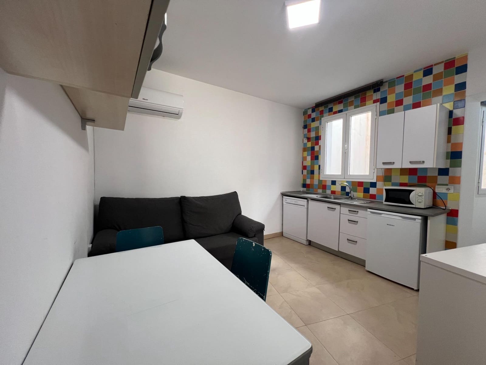 Asunto vuokrattavana paikassa Malaga kaupunki - 900 € (Ref: 9954401)