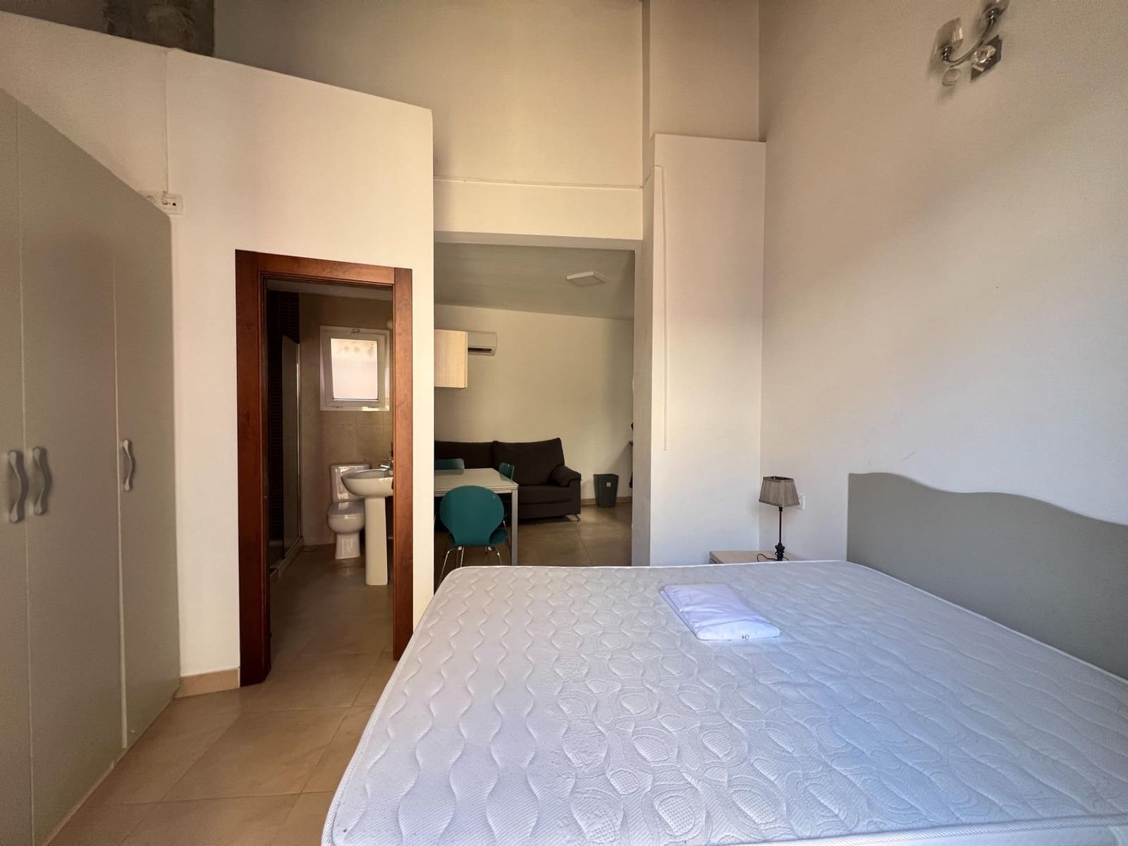 Asunto vuokrattavana paikassa Malaga kaupunki - 900 € (Ref: 9954401)
