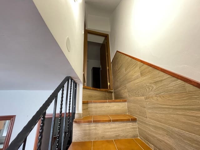 3 camera da letto Villetta a Schiera da affittare in Colmenar - 650 € (Rif: 9959964)