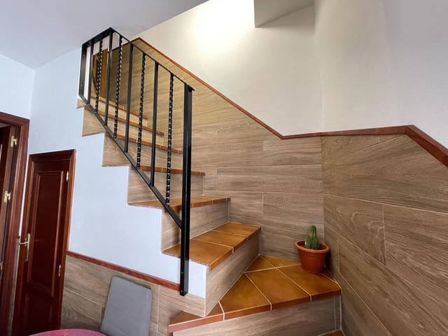 3 camera da letto Villetta a Schiera da affittare in Colmenar - 650 € (Rif: 9959964)