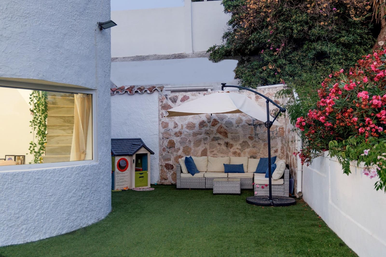 4 bedroom Villa for sale in Arroyo de la Miel with pool garage - € 949,000 (Ref: 9963326)