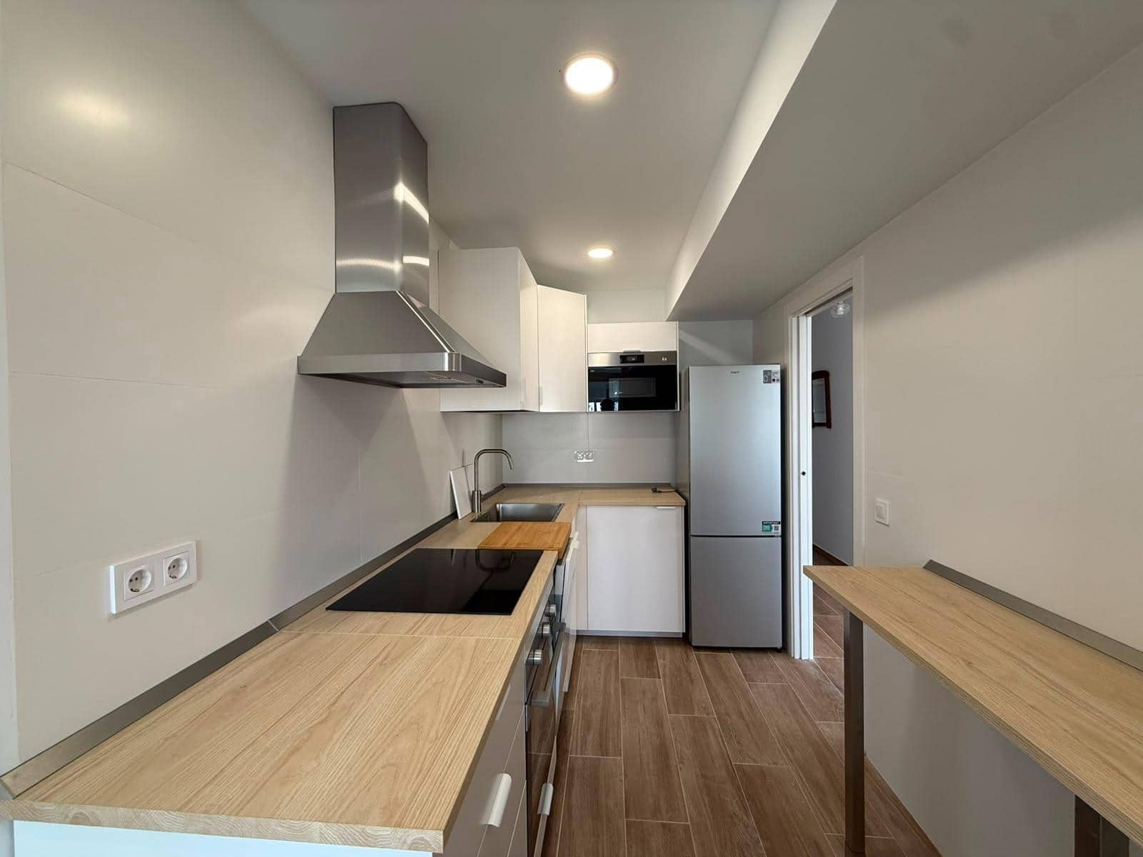 2 bedroom Flat for rent in Malaga city - € 1,600 (Ref: 9965514)