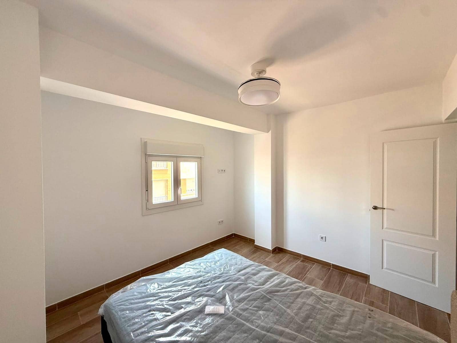 2 bedroom Flat for rent in Malaga city - € 1,600 (Ref: 9965514)