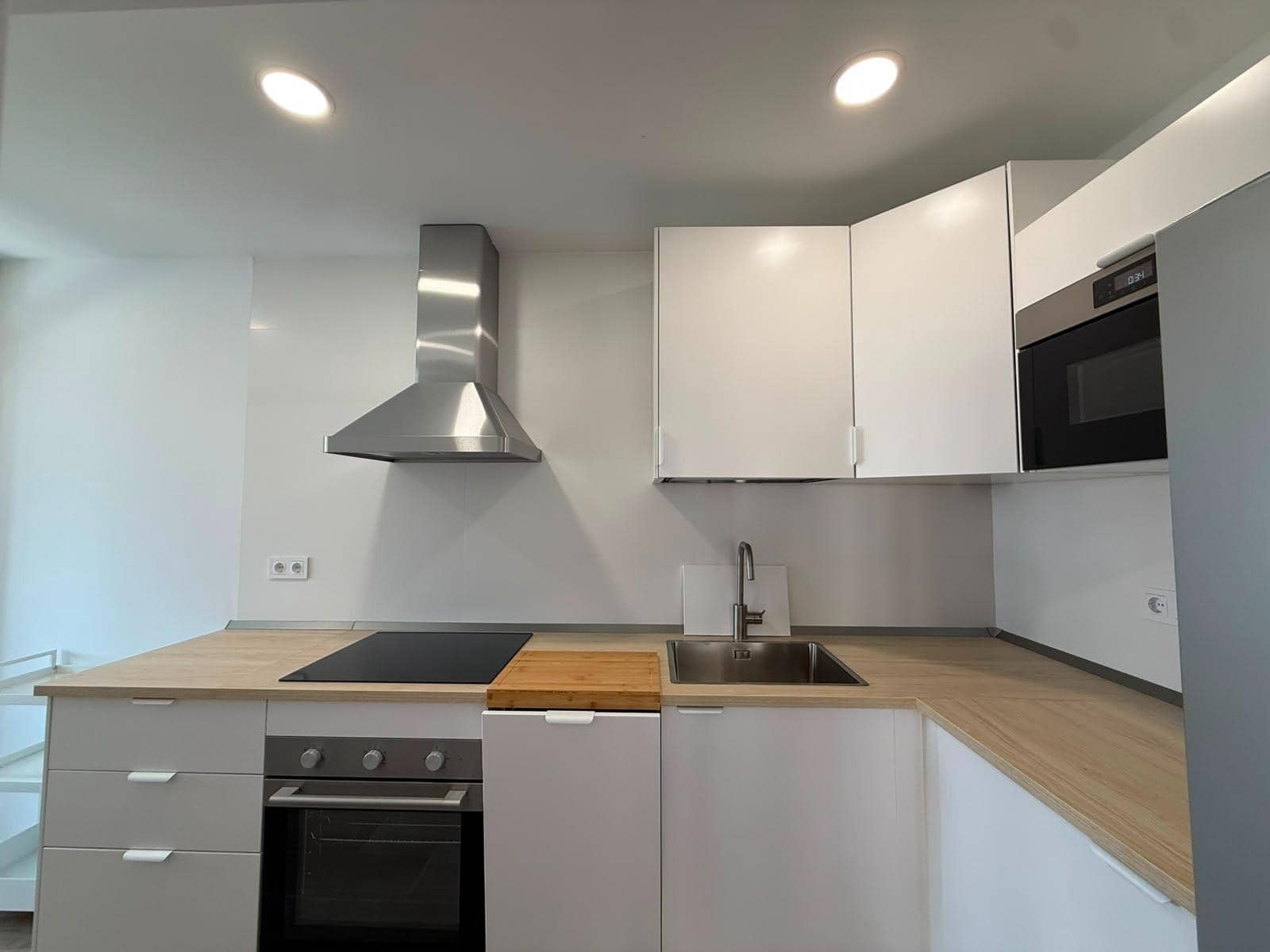 2 bedroom Flat for rent in Malaga city - € 1,600 (Ref: 9965514)