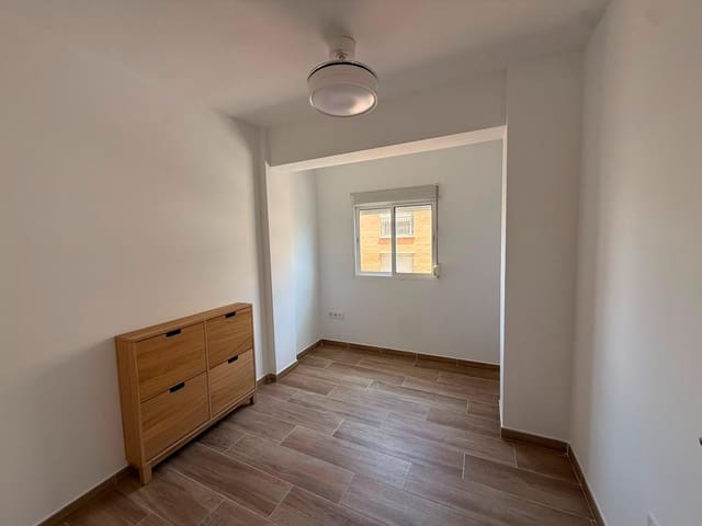 2 bedroom Flat for rent in Carretera de Cadiz, Málaga city - € 1,600 (Ref: 9965514)