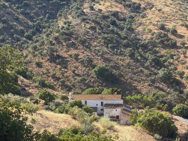 Grond te koop in Ciudad Jardín, Málaga stad - € 680.000 (Ref: 9965515)