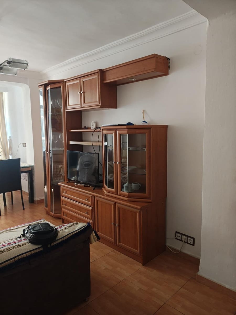 3 soveværelse Lejlighed til salg i Malaga by - € 260.000 (Ref: 9973523)