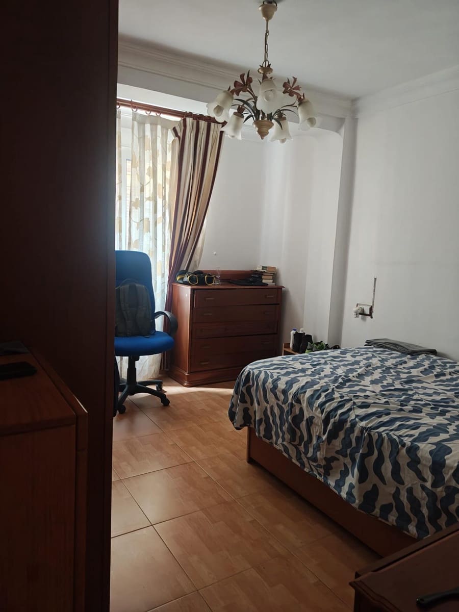 3 sovrum Lägenhet till salu i Malaga stad - 250 000 € (Ref: 9973523)