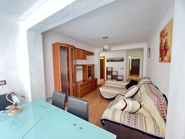 Piso de 3 habitaciones en Carretera de Cadiz, Málaga ciudad en venta - 250.000 € (Ref: 9973523)