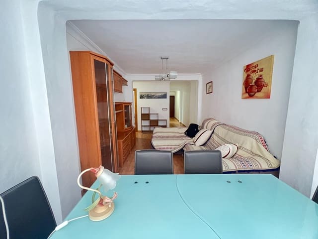 Piso de 3 habitaciones en Carretera de Cadiz, Málaga ciudad en venta - 250.000 € (Ref: 9973523)
