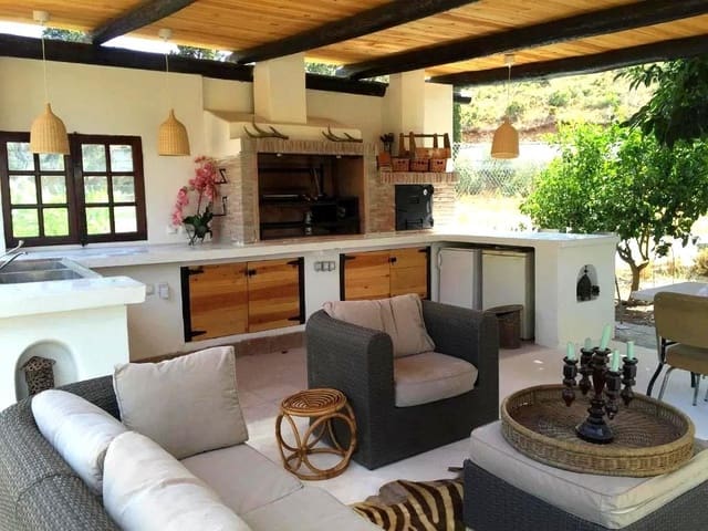10 soveværelse Finca/Landehus til salg i Alhaurín el Grande med swimmingpool garage - € 1.395.000 (Ref: 9983201)