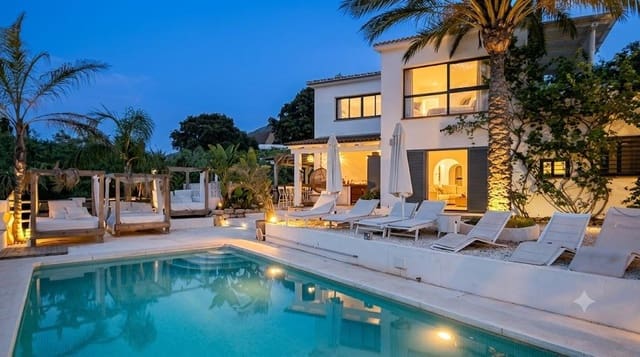 10 soveværelse Finca/Landehus til salg i Alhaurín el Grande med swimmingpool garage - € 1.395.000 (Ref: 9983201)