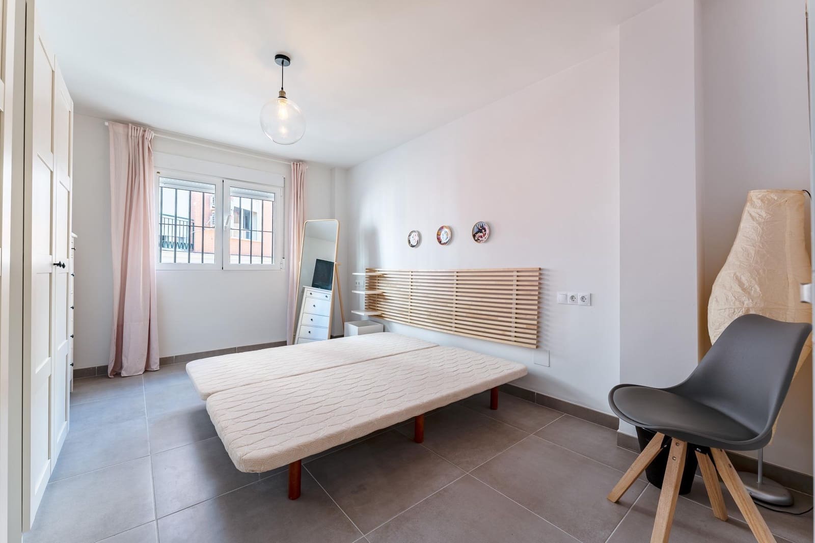 3 makuuhuone Huoneisto vuokrattavana paikassa Malaga kaupunki - 1 100 € (Ref: 9985132)