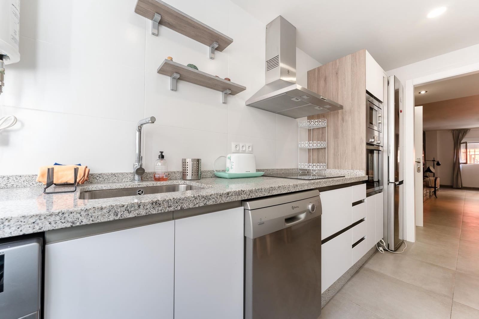3 makuuhuone Huoneisto vuokrattavana paikassa Malaga kaupunki - 1 100 € (Ref: 9985132)