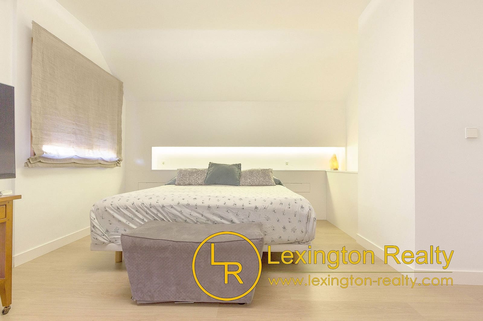 4 soveværelse Semi-Rækkehus til salg i Valverde med swimmingpool - € 435.000 (Ref: 8222085)