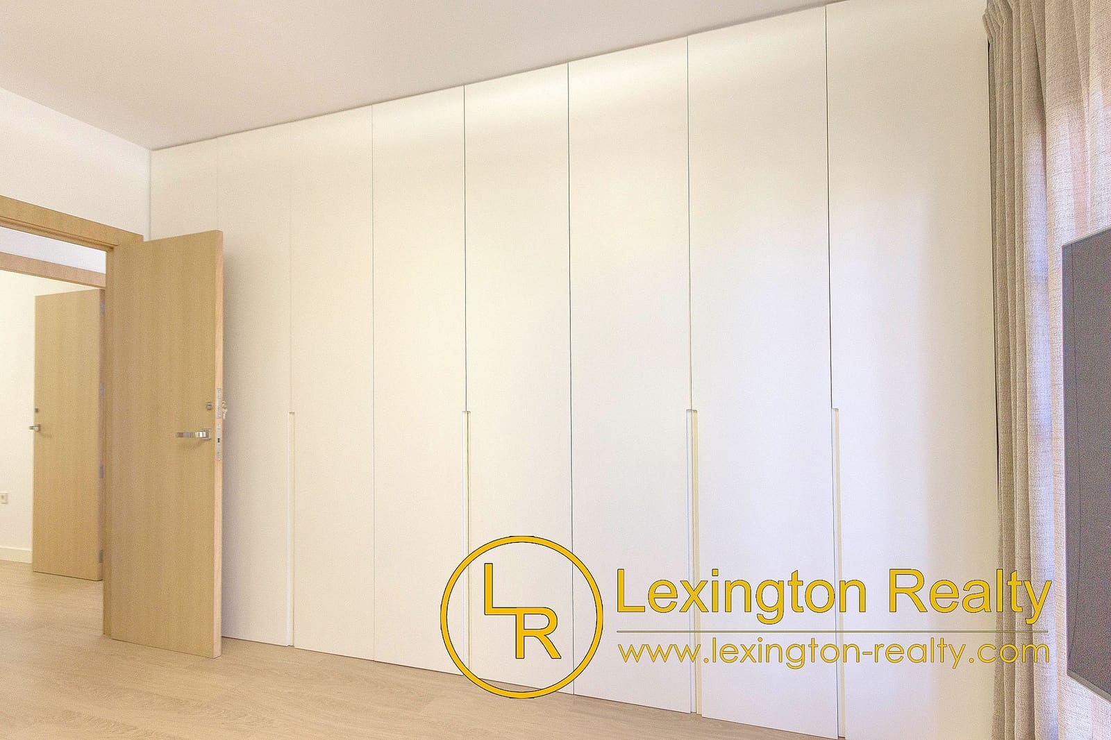 4 soveværelse Semi-Rækkehus til salg i Valverde med swimmingpool - € 435.000 (Ref: 8222085)