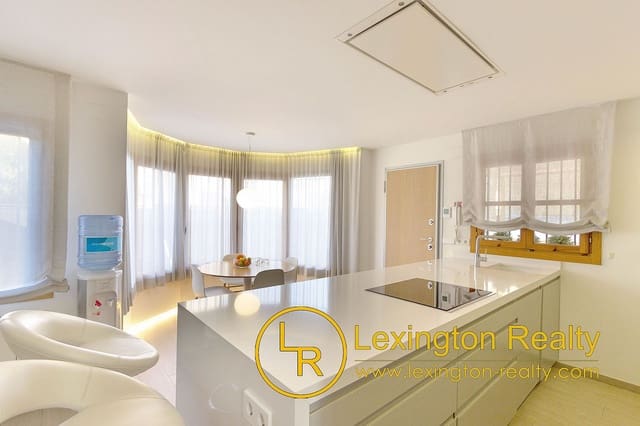 4 soveværelse Semi-Rækkehus til salg i Valverde, Elche / Elx med swimmingpool - € 435.000 (Ref: 8222085)