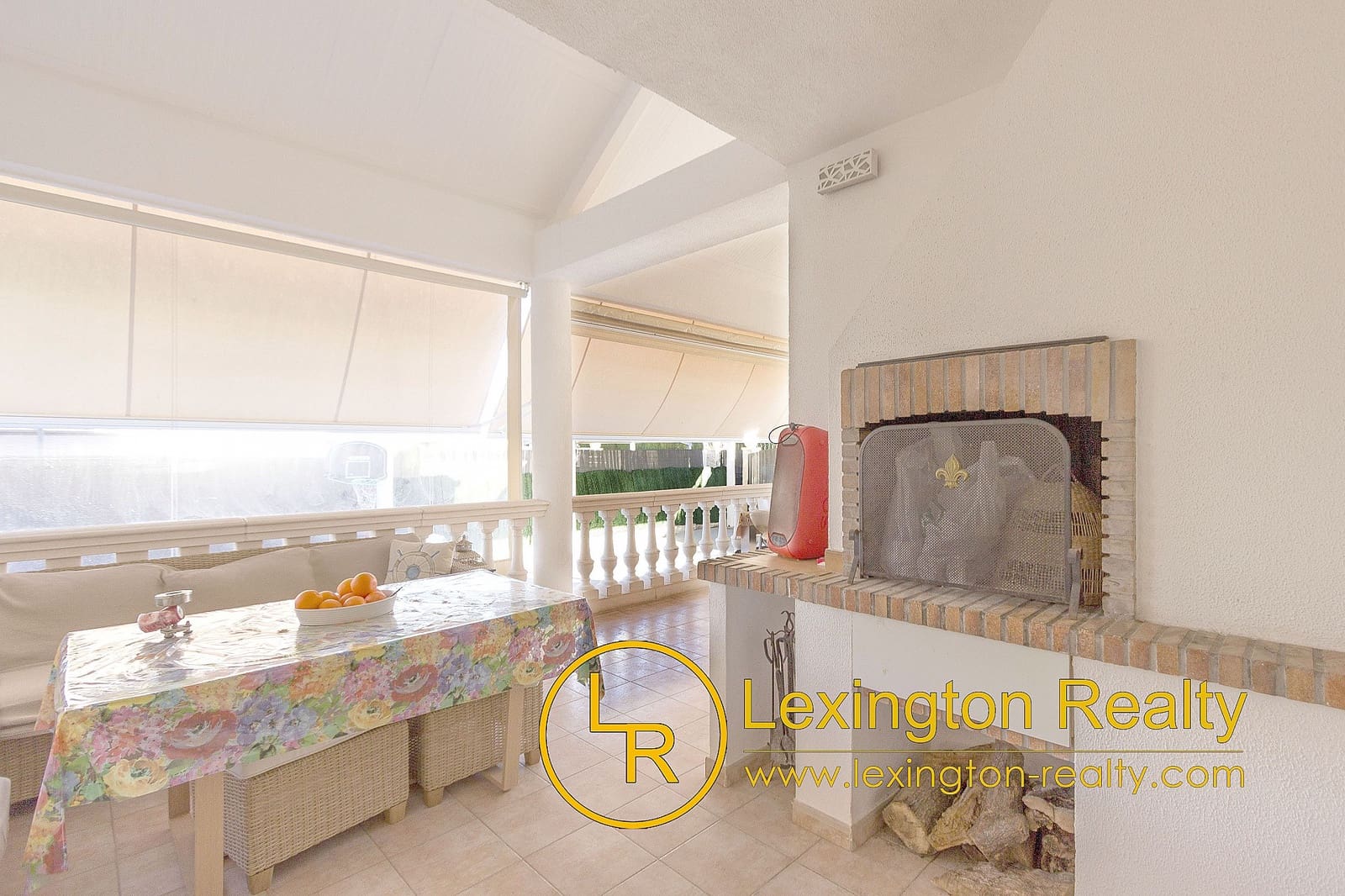 4 soveværelse Semi-Rækkehus til salg i Valverde med swimmingpool - € 435.000 (Ref: 8222085)