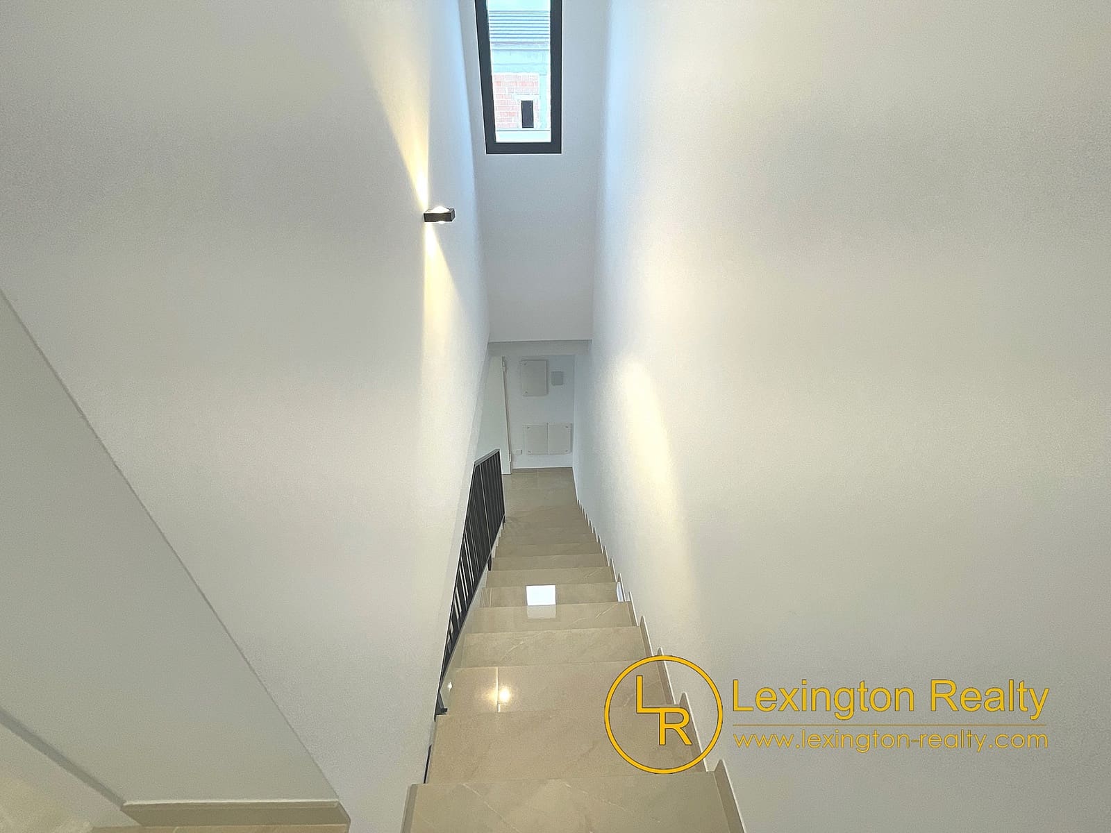 3 bedroom Townhouse for sale in Gran Alacant with pool garage - € 312,000 (Ref: 8222087)