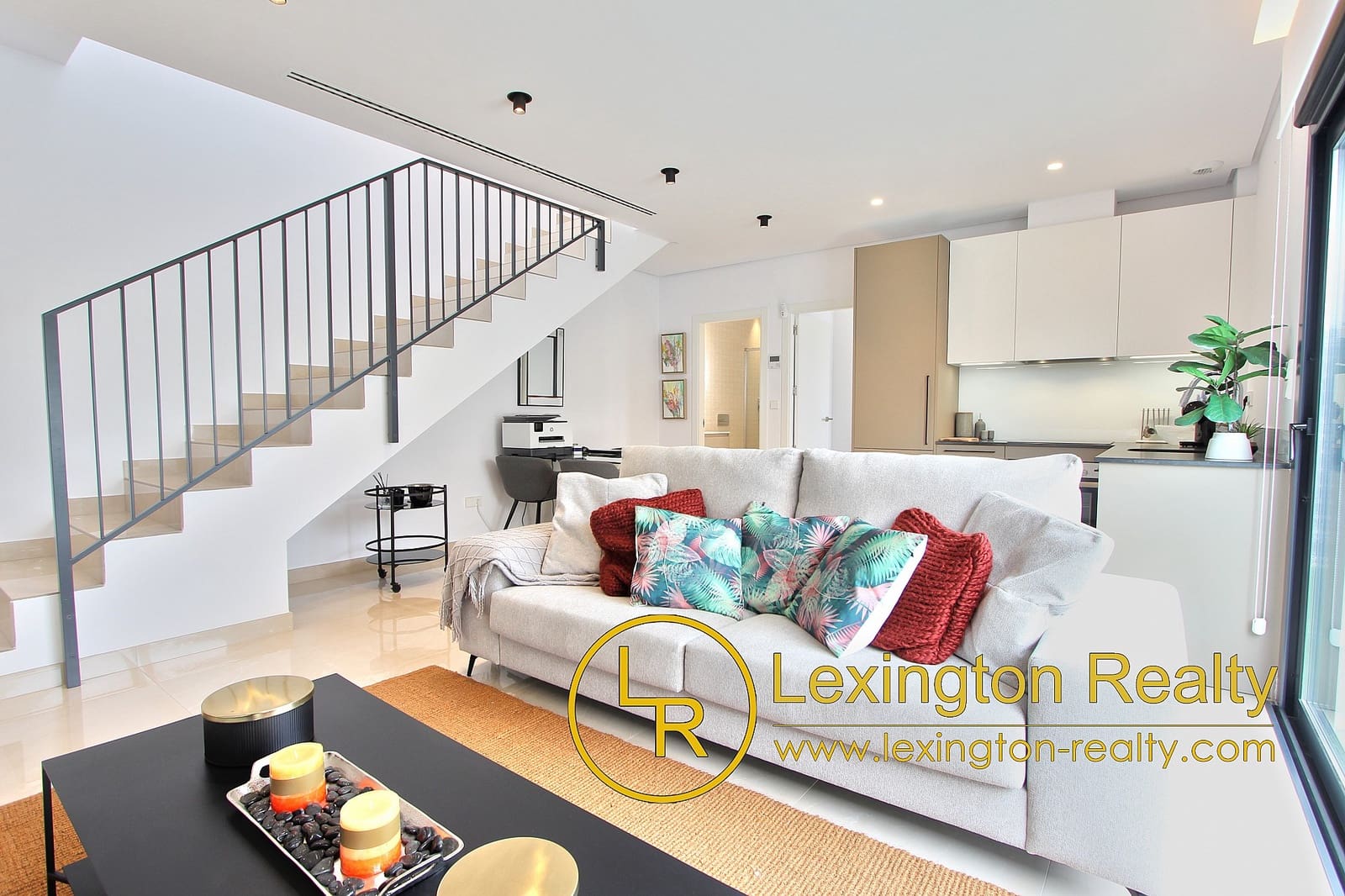 3 bedroom Townhouse for sale in Gran Alacant with pool garage - € 312,000 (Ref: 8222087)