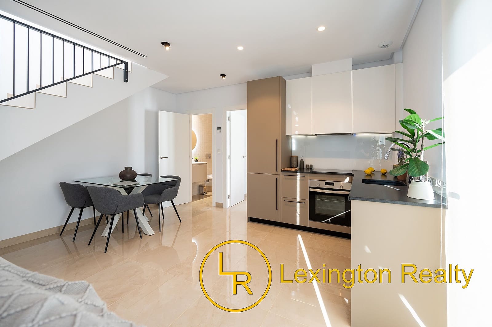 3 bedroom Townhouse for sale in Gran Alacant with pool garage - € 350,000 (Ref: 8222087)