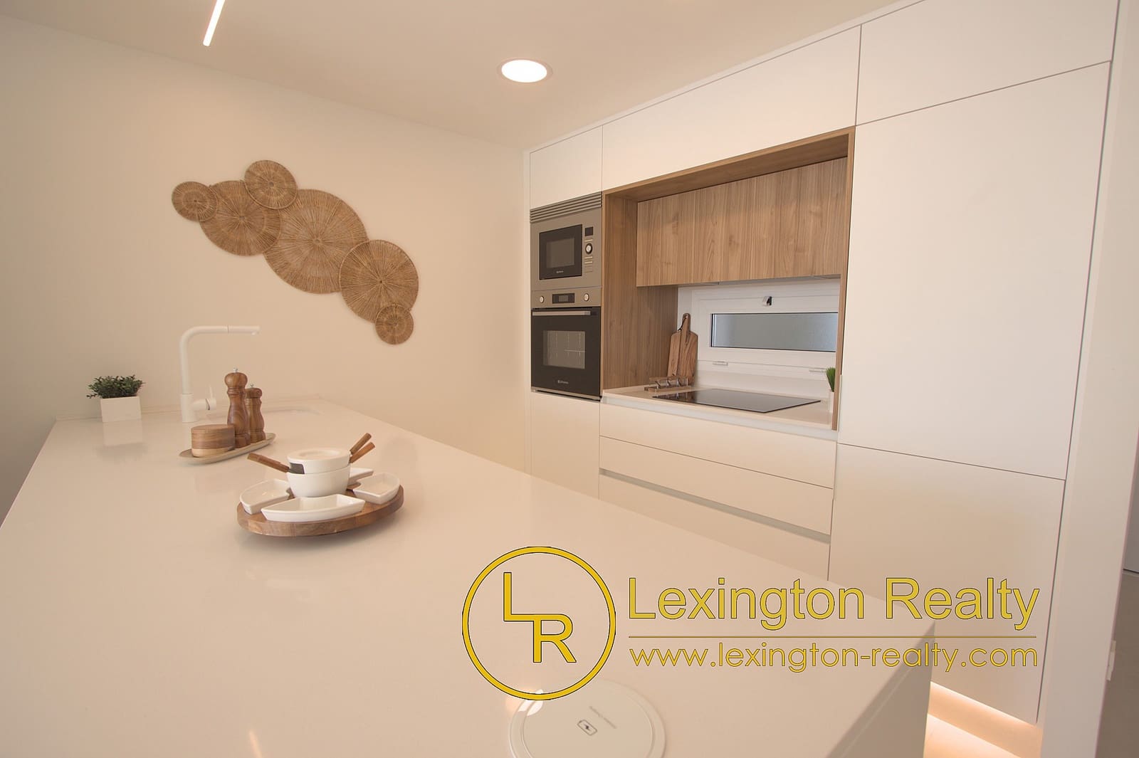 2 bedroom Apartment for sale in El Raso with pool garage - € 294,000 (Ref: 8816816)