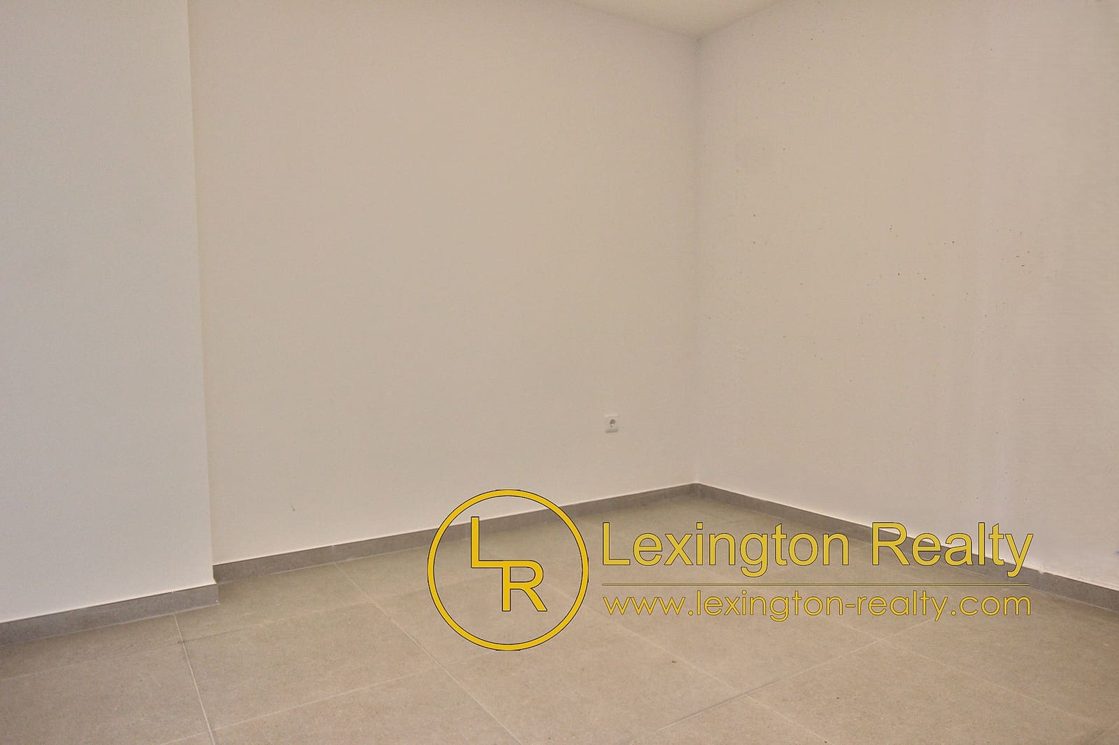 3 soveværelse Byhus til salg i Monforte del Cid med swimmingpool garage - € 332.500 (Ref: 8816817)