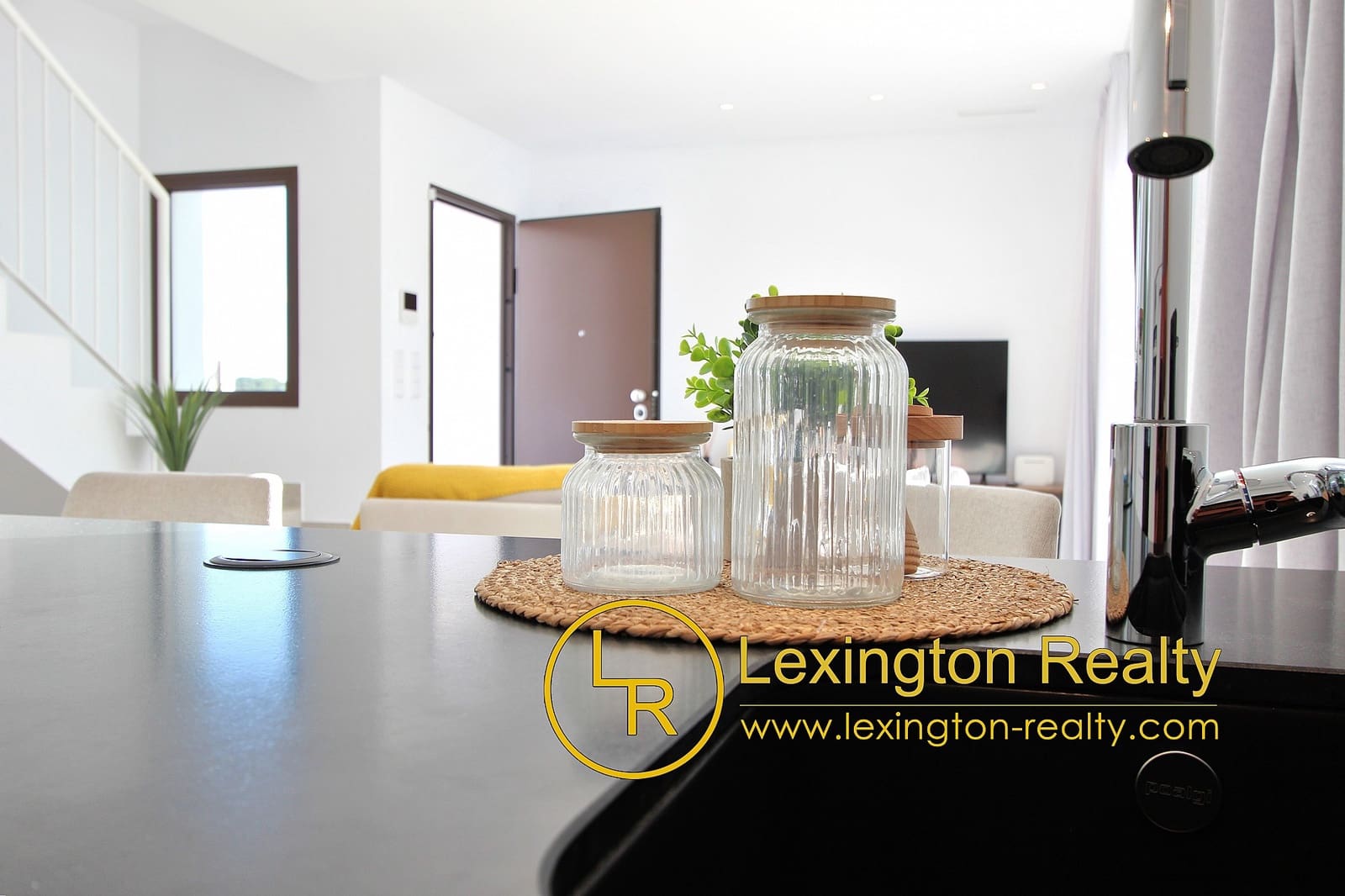 3 soveværelse Villa til salg i La Marina med swimmingpool garage - € 595.000 (Ref: 8909922)