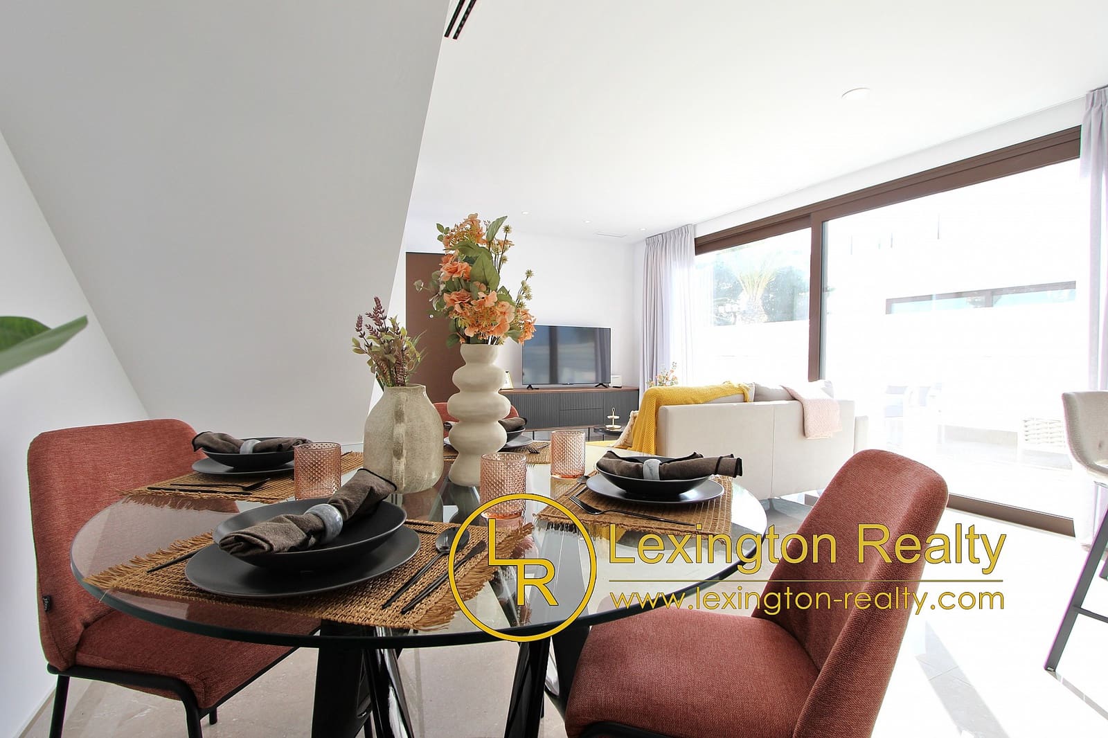 3 soveværelse Villa til salg i La Marina med swimmingpool garage - € 595.000 (Ref: 8909922)