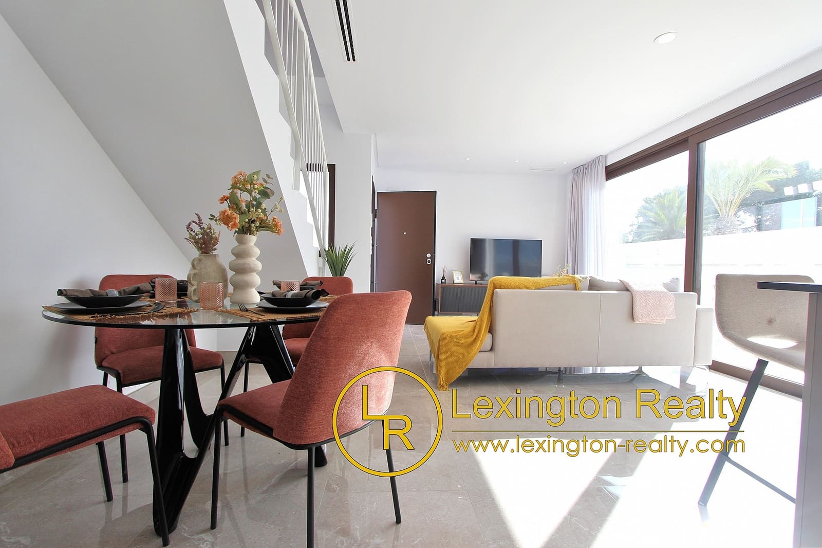 3 soveværelse Villa til salg i La Marina med swimmingpool garage - € 595.000 (Ref: 8909922)