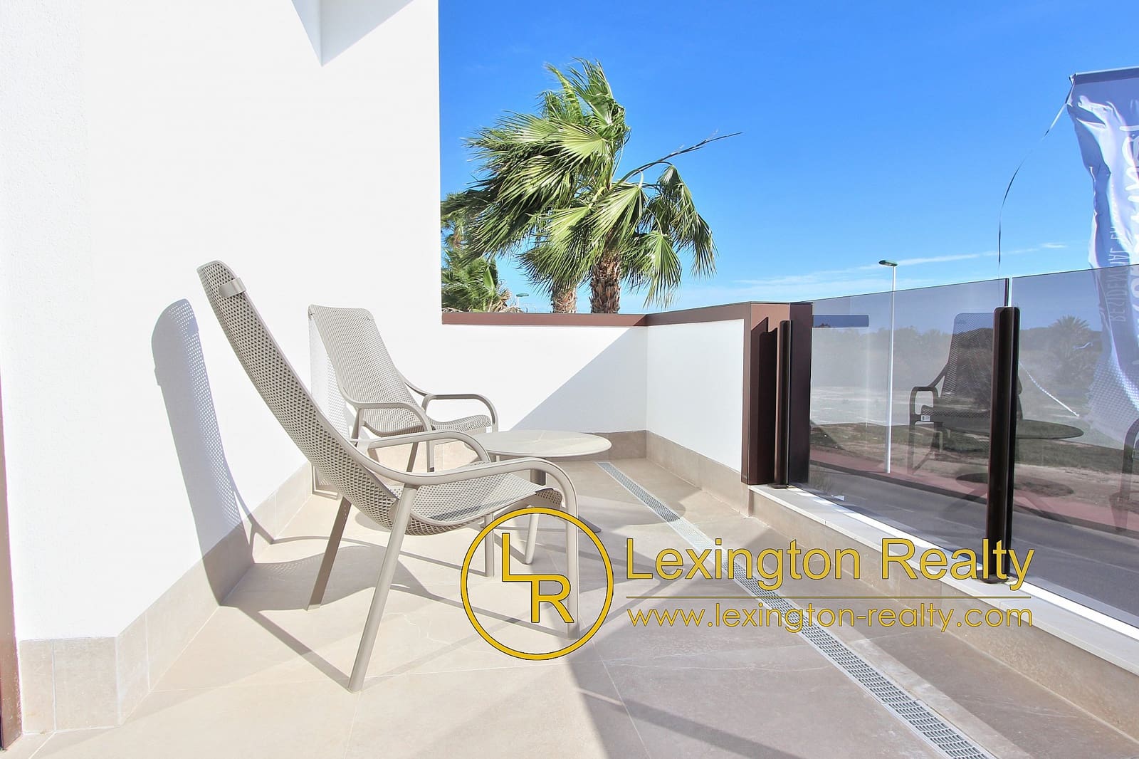 3 soveværelse Villa til salg i La Marina med swimmingpool garage - € 595.000 (Ref: 8909922)