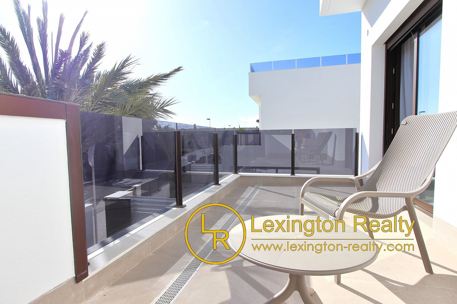 3 soveværelse Villa til salg i La Marina med swimmingpool garage - € 595.000 (Ref: 8909922)