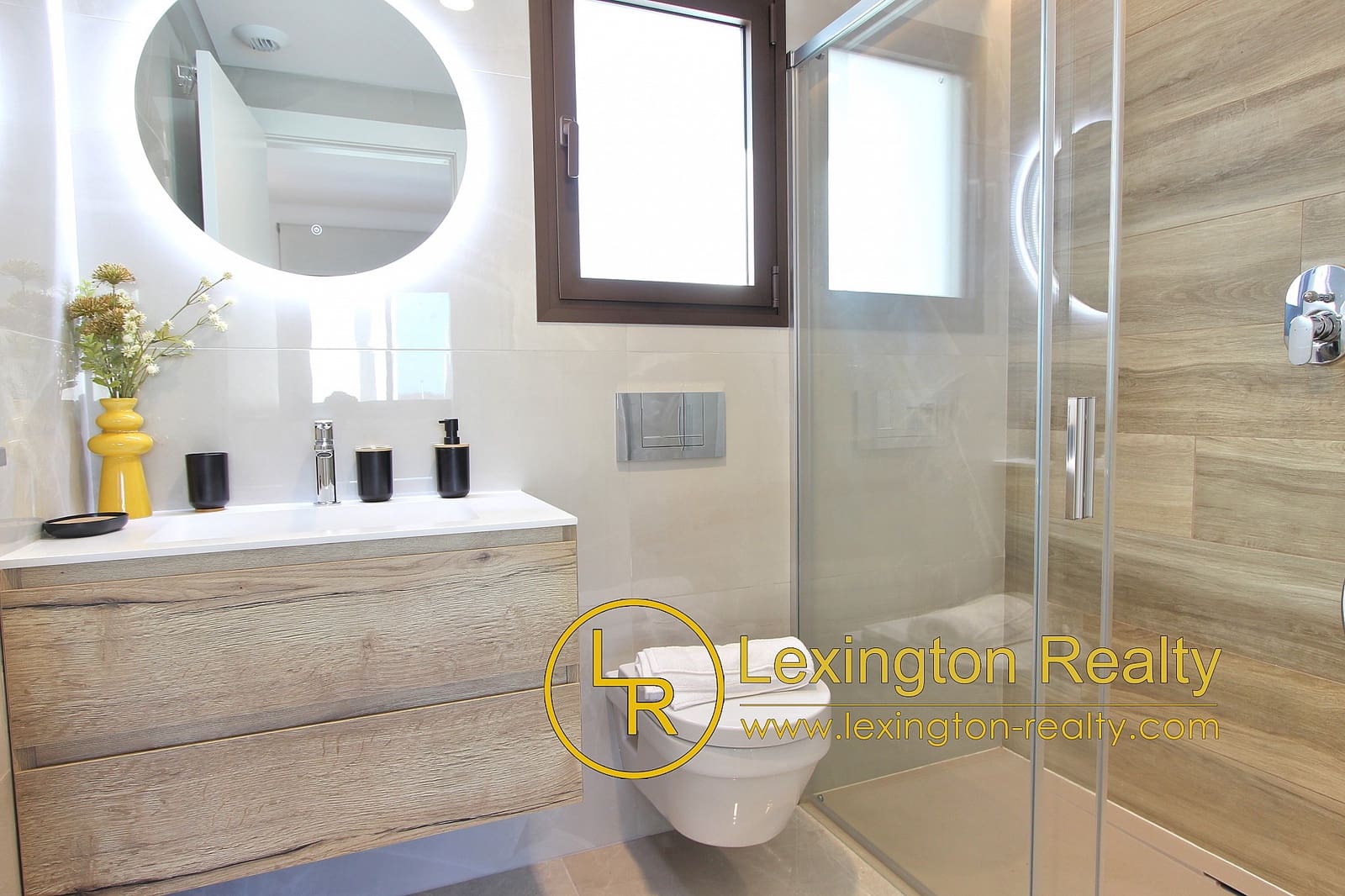 3 soveværelse Villa til salg i La Marina med swimmingpool garage - € 595.000 (Ref: 8909922)