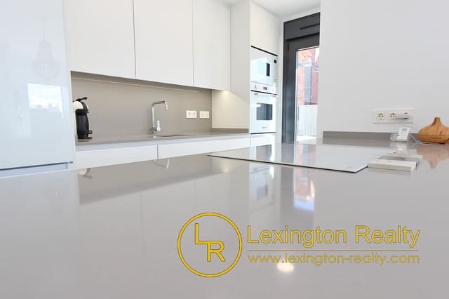 3 bedroom Villa for sale in Orihuela Costa, Orihuela with pool garage - € 389,000 (Ref: 8909923)