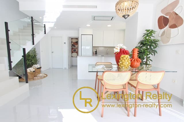 3 bedroom Villa for sale in Orihuela Costa, Orihuela with pool garage - € 389,000 (Ref: 8909923)