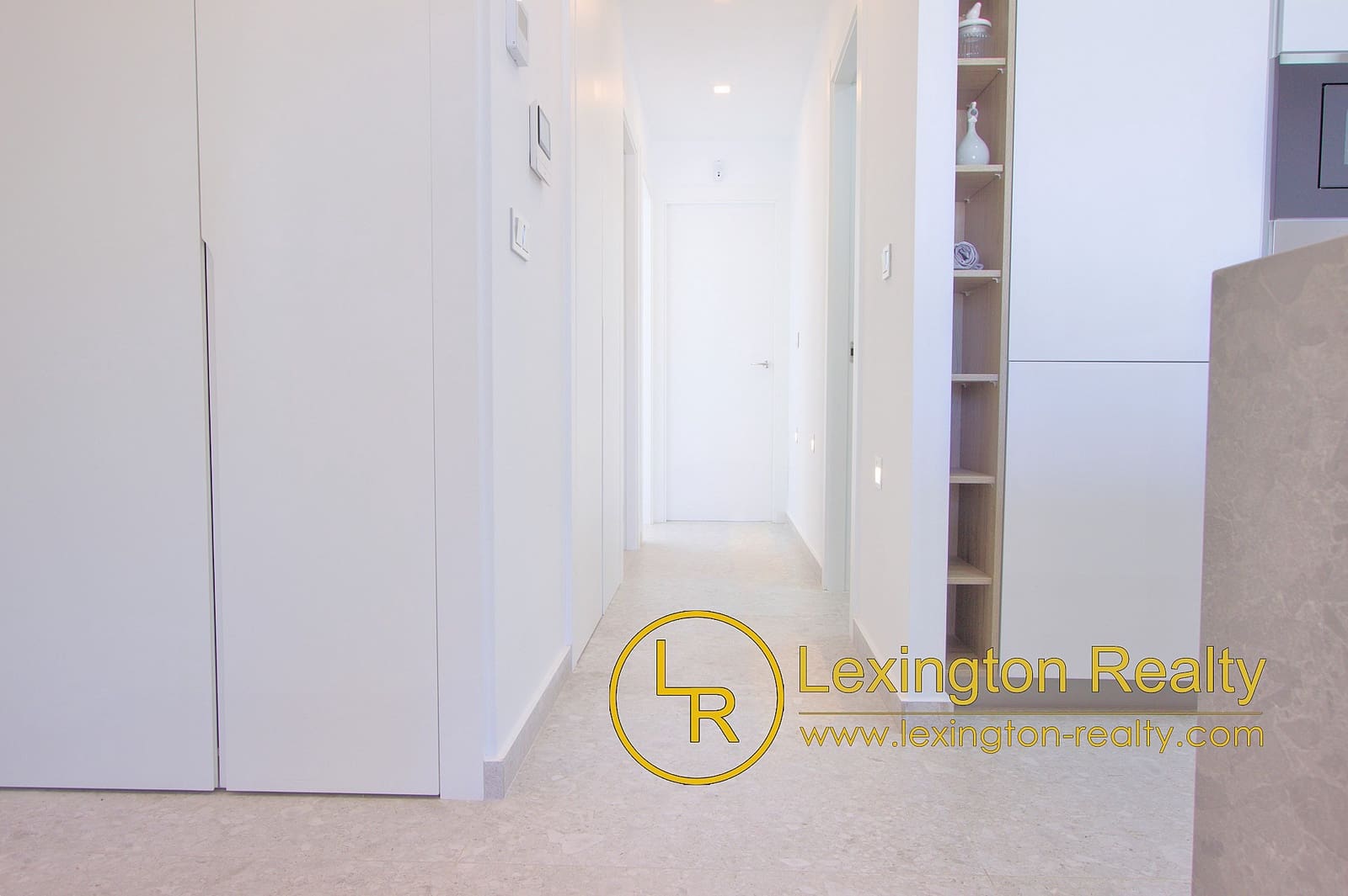 3 bedroom Apartment for sale in Torrevieja with pool garage - € 279,900 (Ref: 8956032)