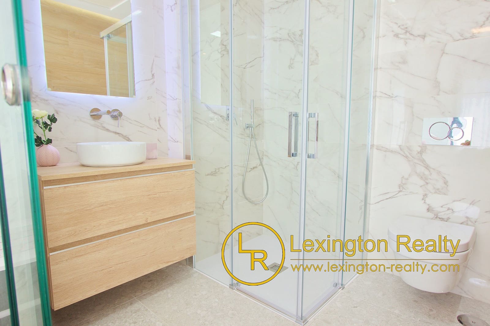 3 bedroom Apartment for sale in Torrevieja with pool garage - € 279,900 (Ref: 8956032)