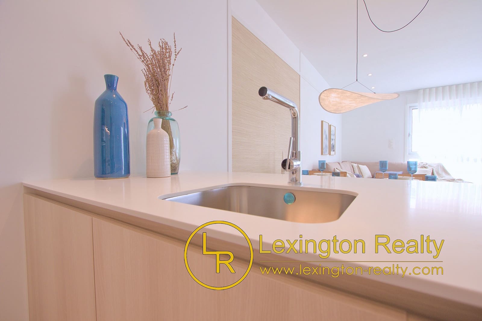 3 bedroom Bungalow for sale in Pilar de la Horadada with pool garage - € 334,900 (Ref: 8956033)