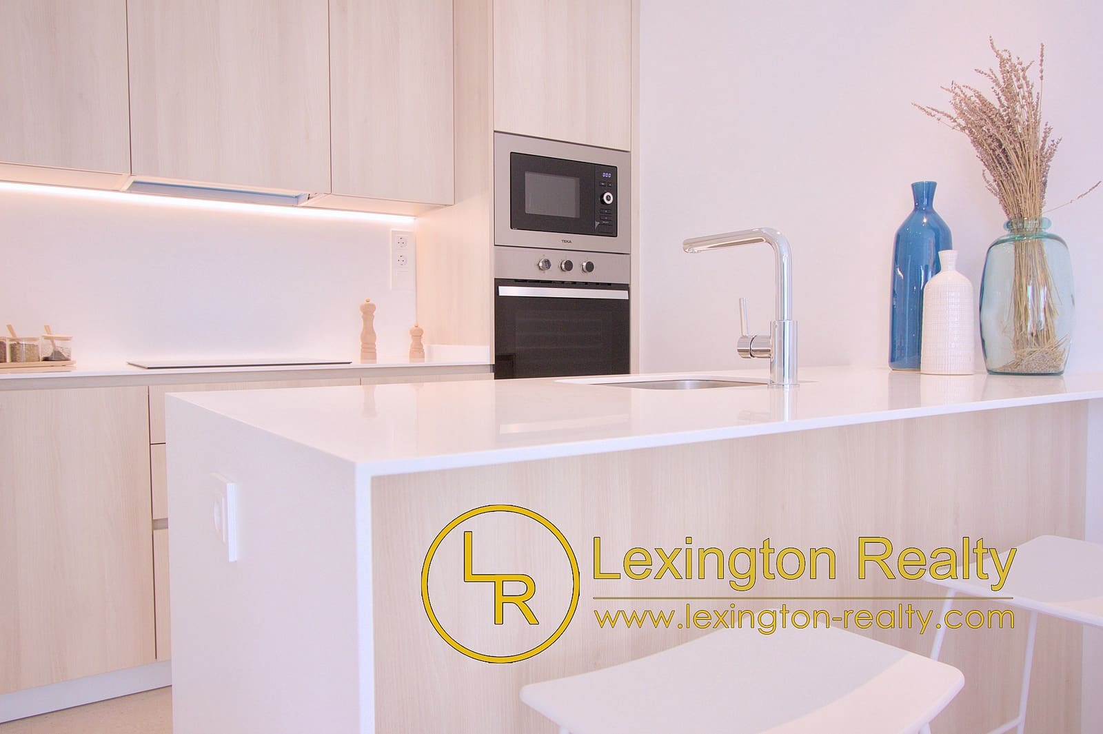 3 bedroom Bungalow for sale in Pilar de la Horadada with pool garage - € 334,900 (Ref: 8956033)