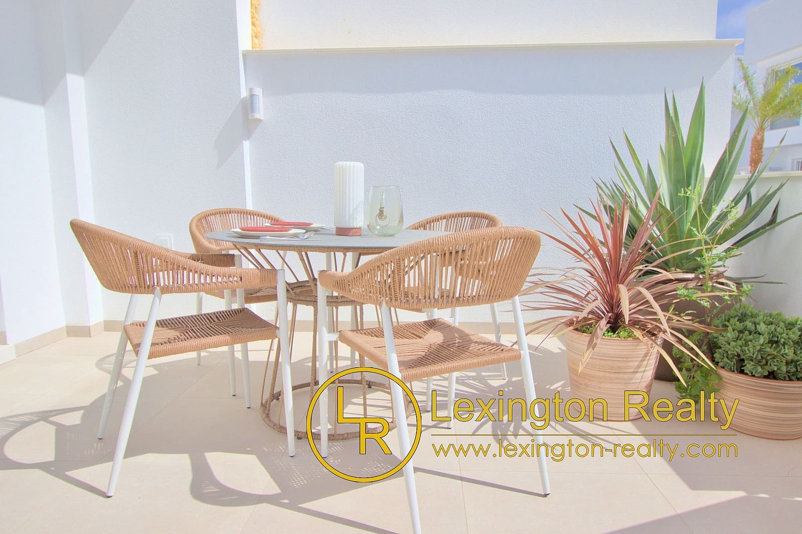 3 bedroom Bungalow for sale in Pilar de la Horadada with pool garage - € 334,900 (Ref: 8956033)