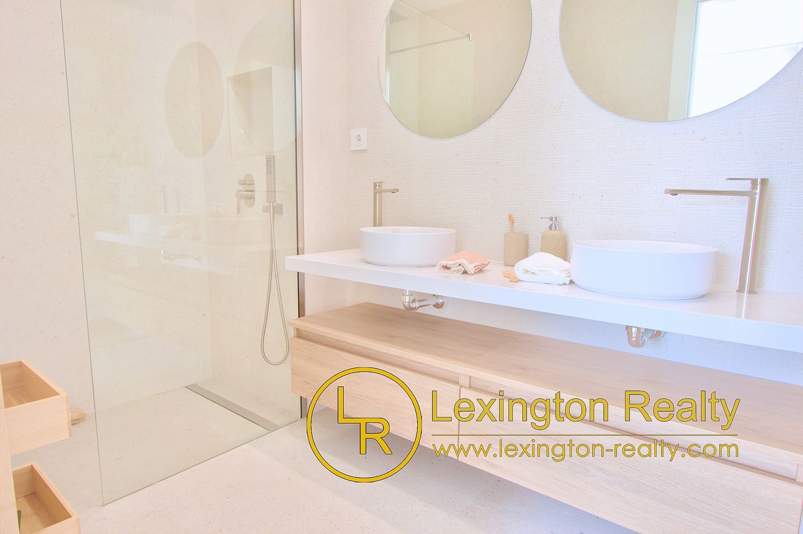 3 bedroom Bungalow for sale in Pilar de la Horadada with pool garage - € 334,900 (Ref: 8956033)