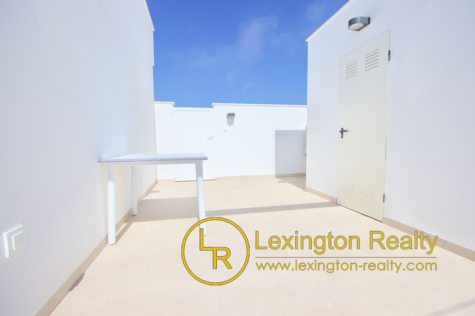 3 bedroom Bungalow for sale in Pilar de la Horadada with pool garage - € 334,900 (Ref: 8956033)