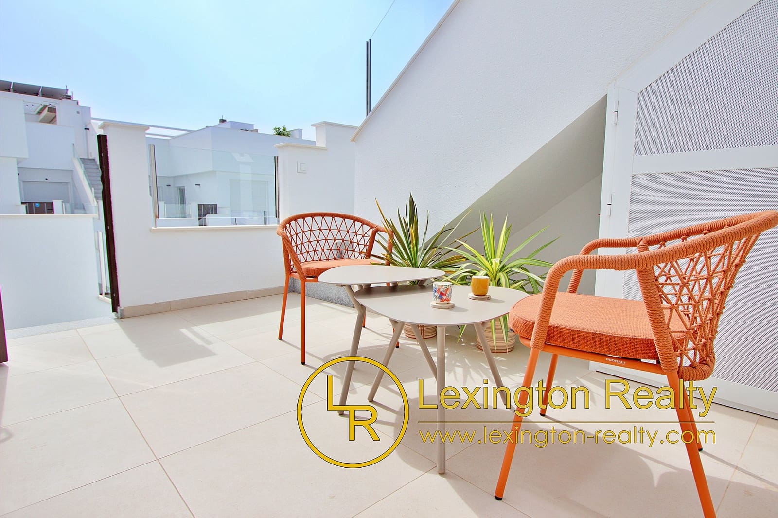 3 bedroom Bungalow for sale in Pilar de la Horadada with pool garage - € 334,900 (Ref: 8956033)