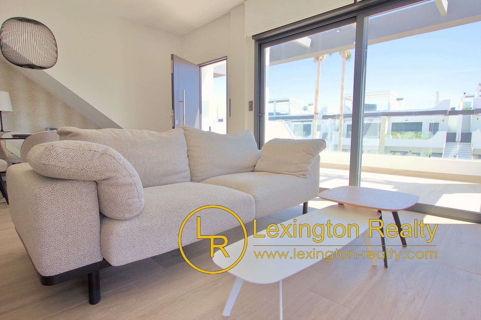 3 bedroom Apartment for sale in Pilar de la Horadada with pool garage - € 310,000 (Ref: 8956034)