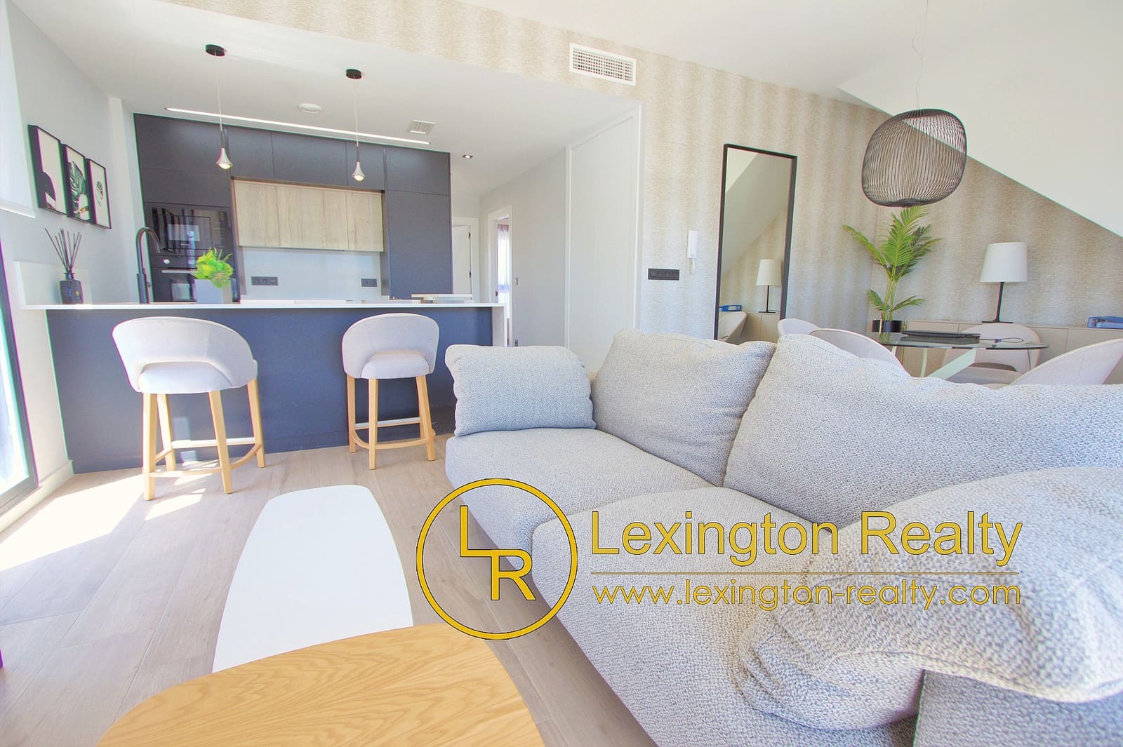 3 bedroom Apartment for sale in Pilar de la Horadada with pool garage - € 310,000 (Ref: 8956034)