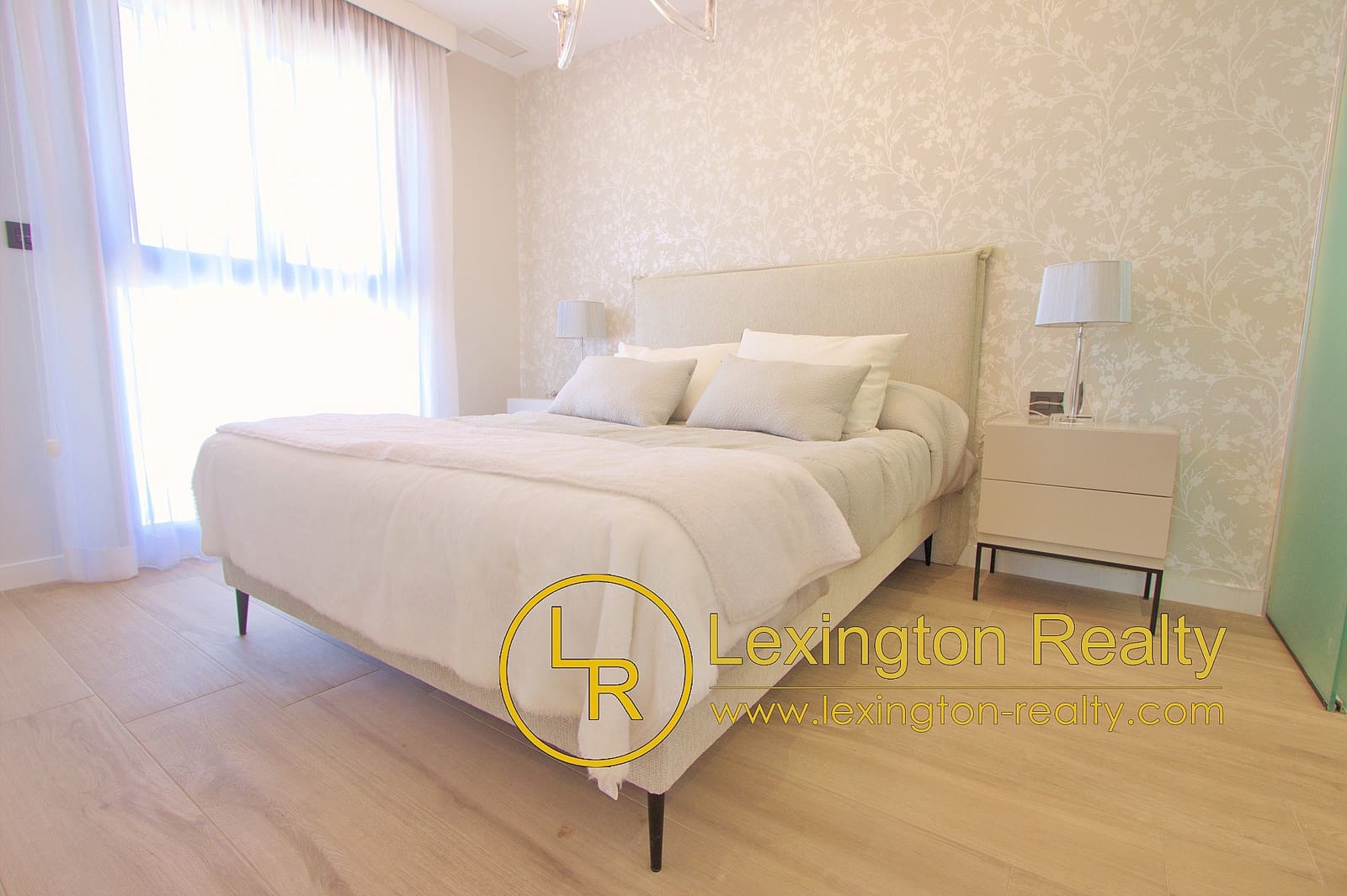 3 bedroom Apartment for sale in Pilar de la Horadada with pool garage - € 310,000 (Ref: 8956034)