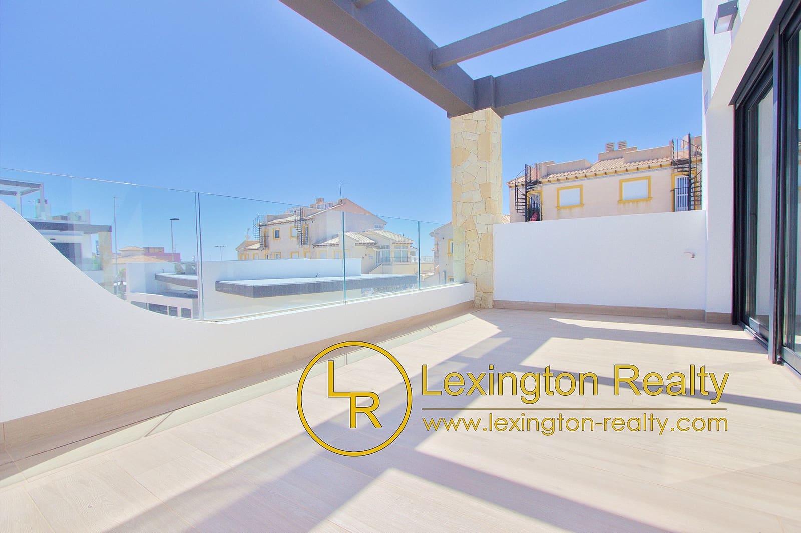 3 bedroom Apartment for sale in Pilar de la Horadada with pool garage - € 310,000 (Ref: 8956034)