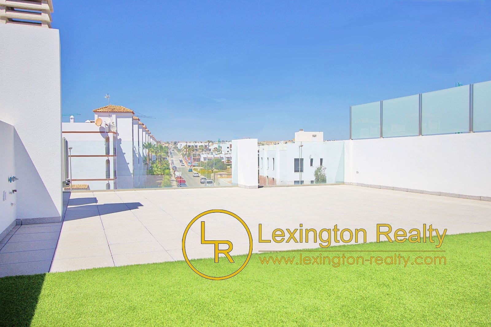 3 bedroom Apartment for sale in Pilar de la Horadada with pool garage - € 310,000 (Ref: 8956034)